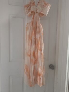 Express Peach and White Pleated Midi Dress